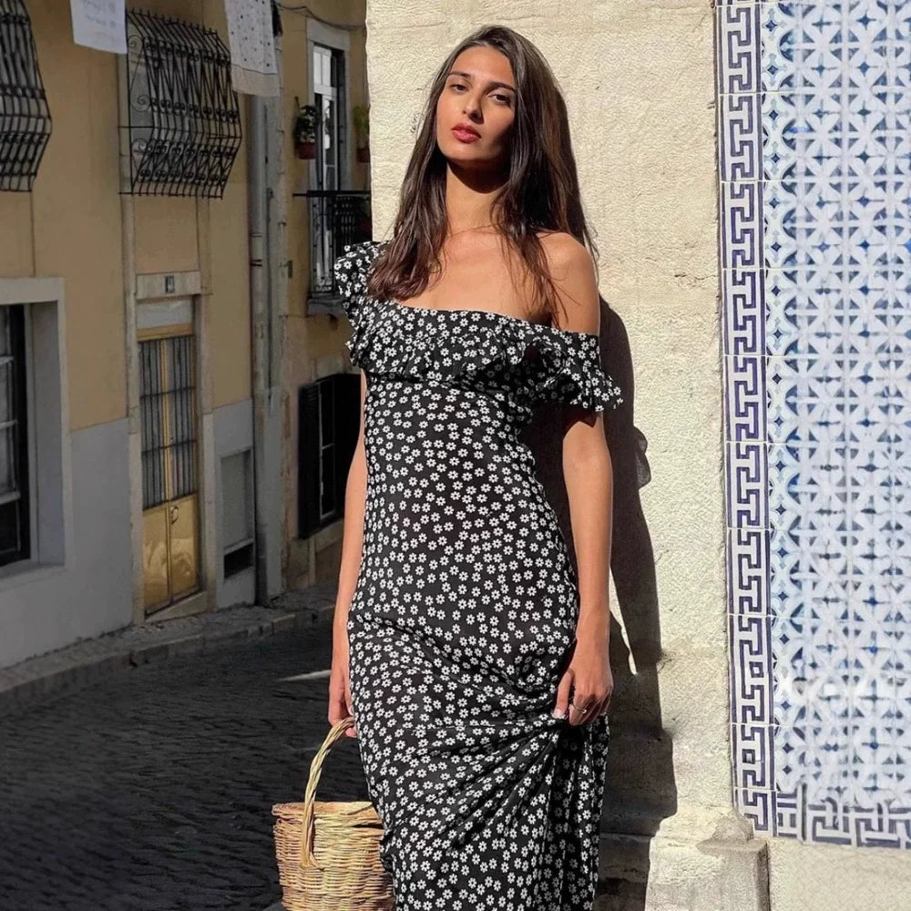 Black – Floral Slim Fit Spaghetti Strap Dress