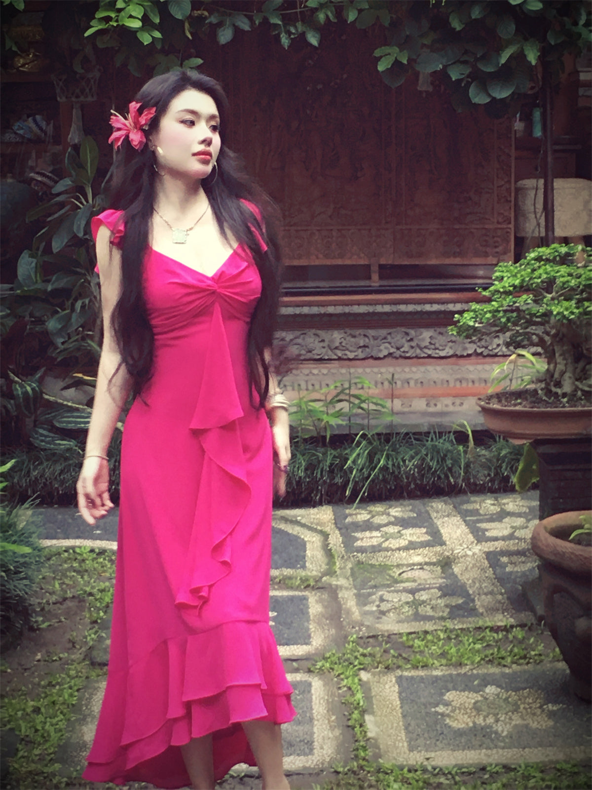 Soft Bloom Rose Midi Romantic Hot Pink Dress with Elegant Silhouette
