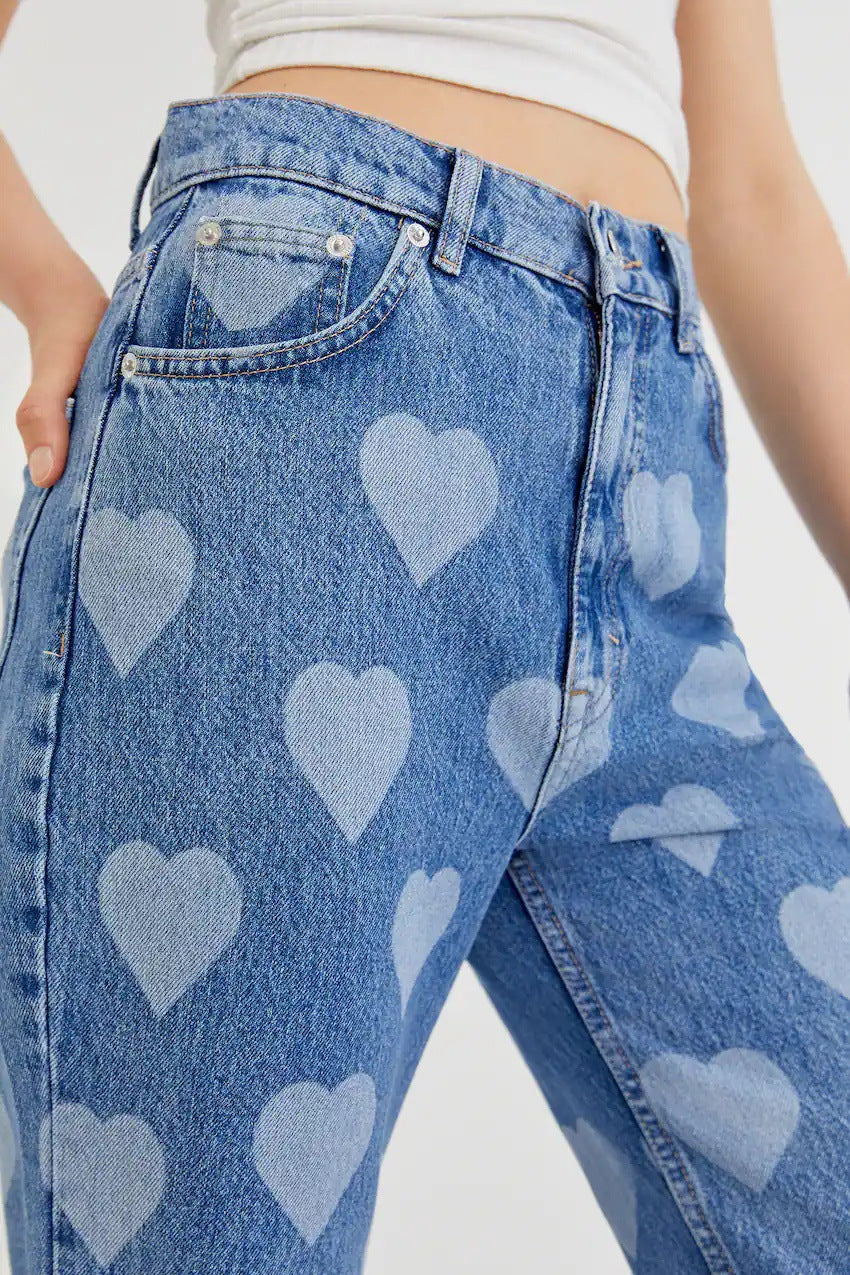 High Waist Vintage Heart Straight Jean