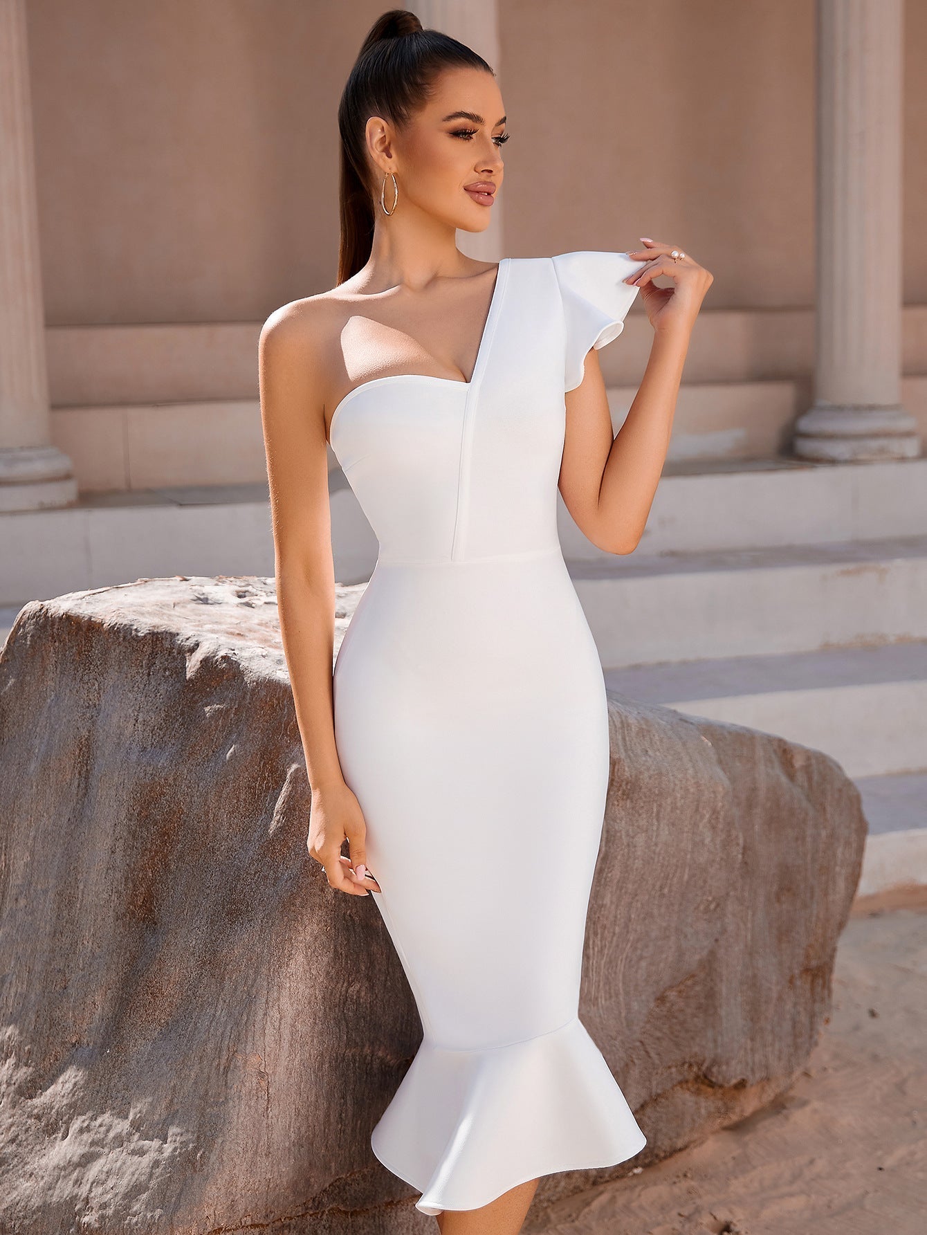 One-Shoulder Ruffle Shoulder Mermaid Flounce Hem Bodycon Midi Dress