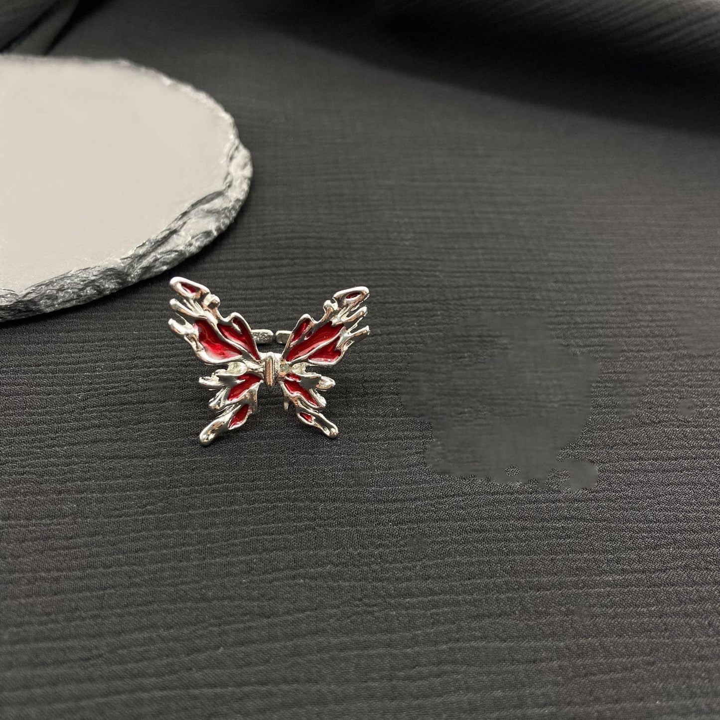 Butterfly decor open contrast ring