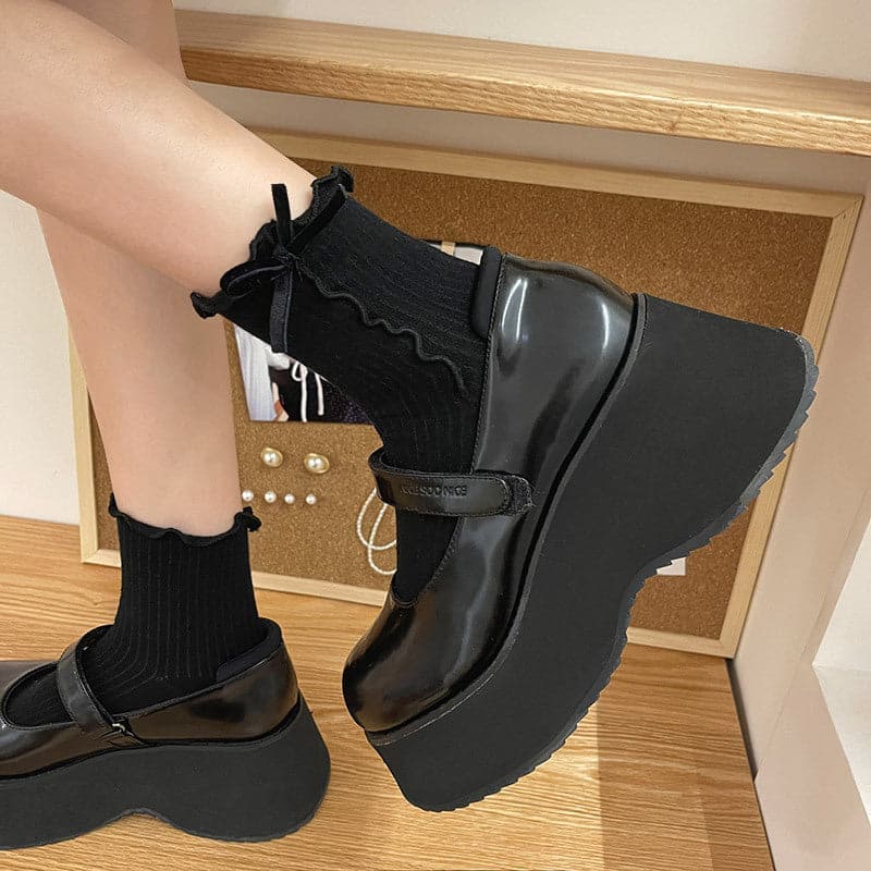 Ruffle ribbed bowknot contrast socks