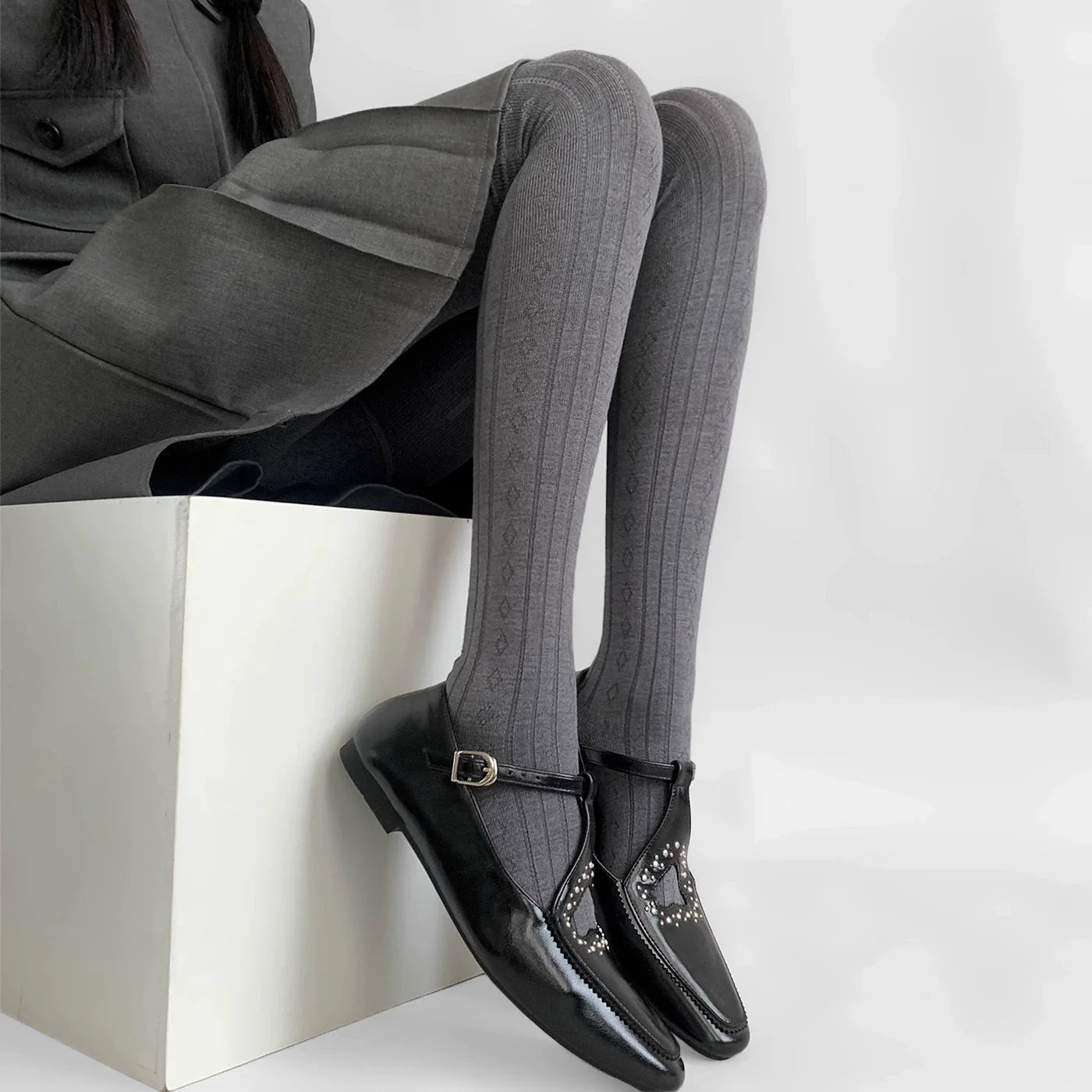 Analee Diamond Patterned Tights