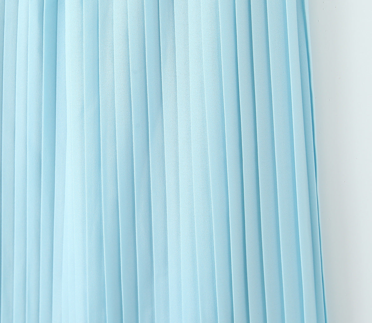 Blue – Strapless Slim-Fit Bodycon Dress