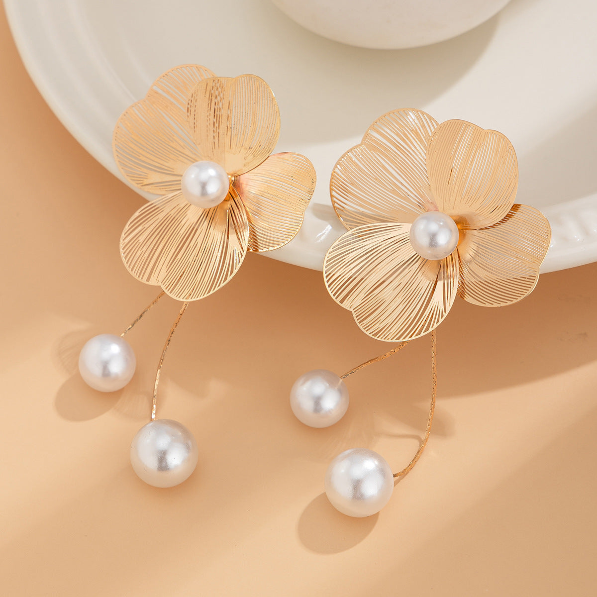 Ginkgo Flower Dangle Drop Earrings