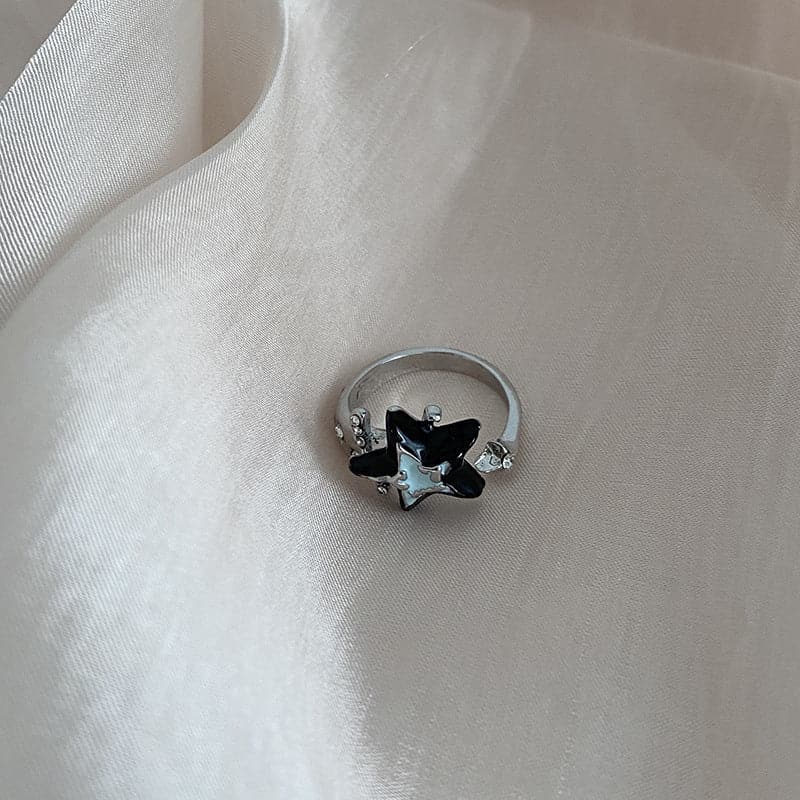 Star decor open rhinestone ring