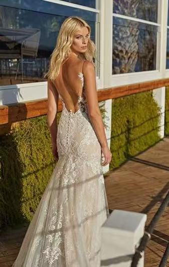 French Lace Long Train Bridal Wedding Dress