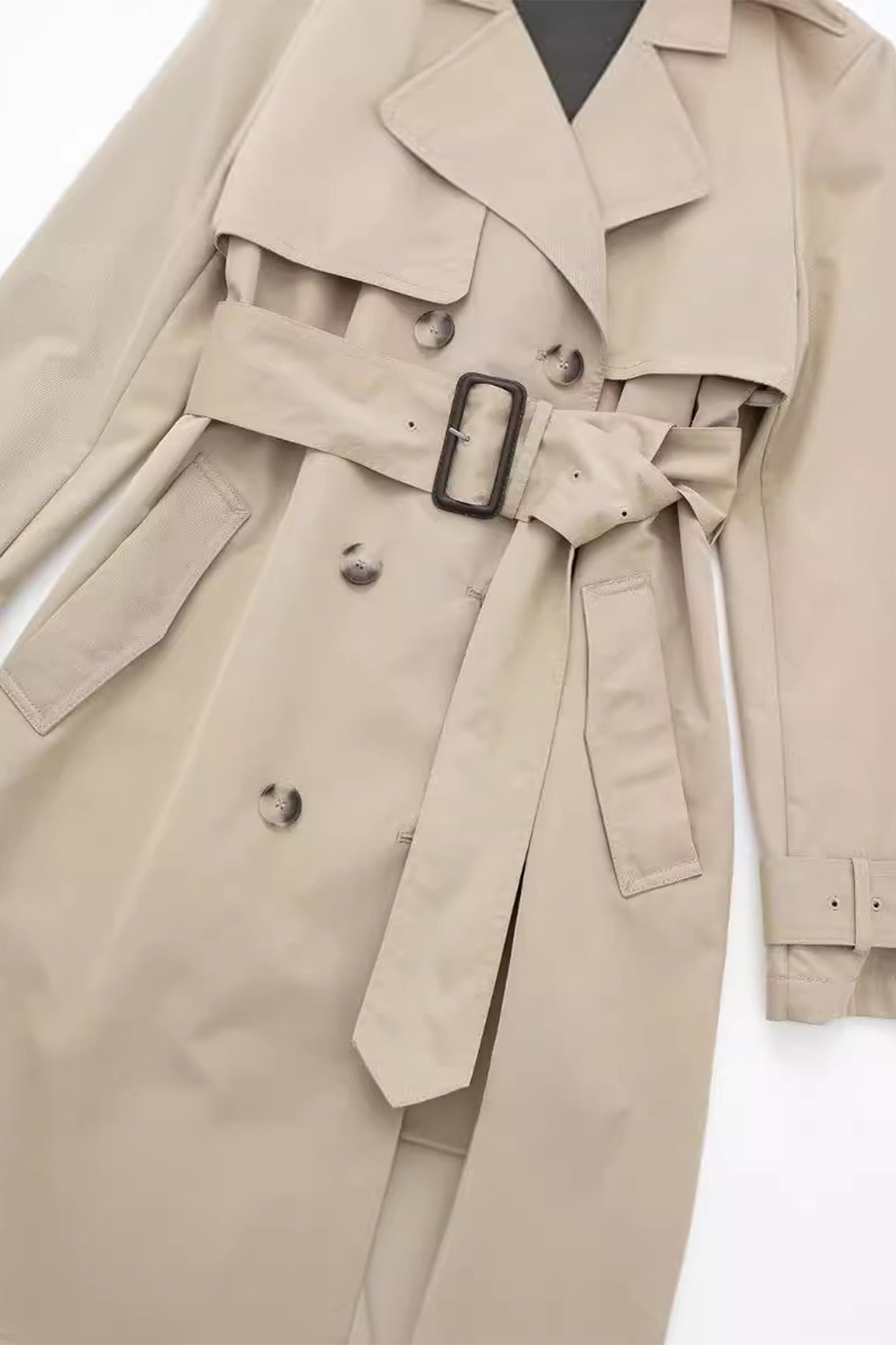 Double Buttoned Trenchcoat
