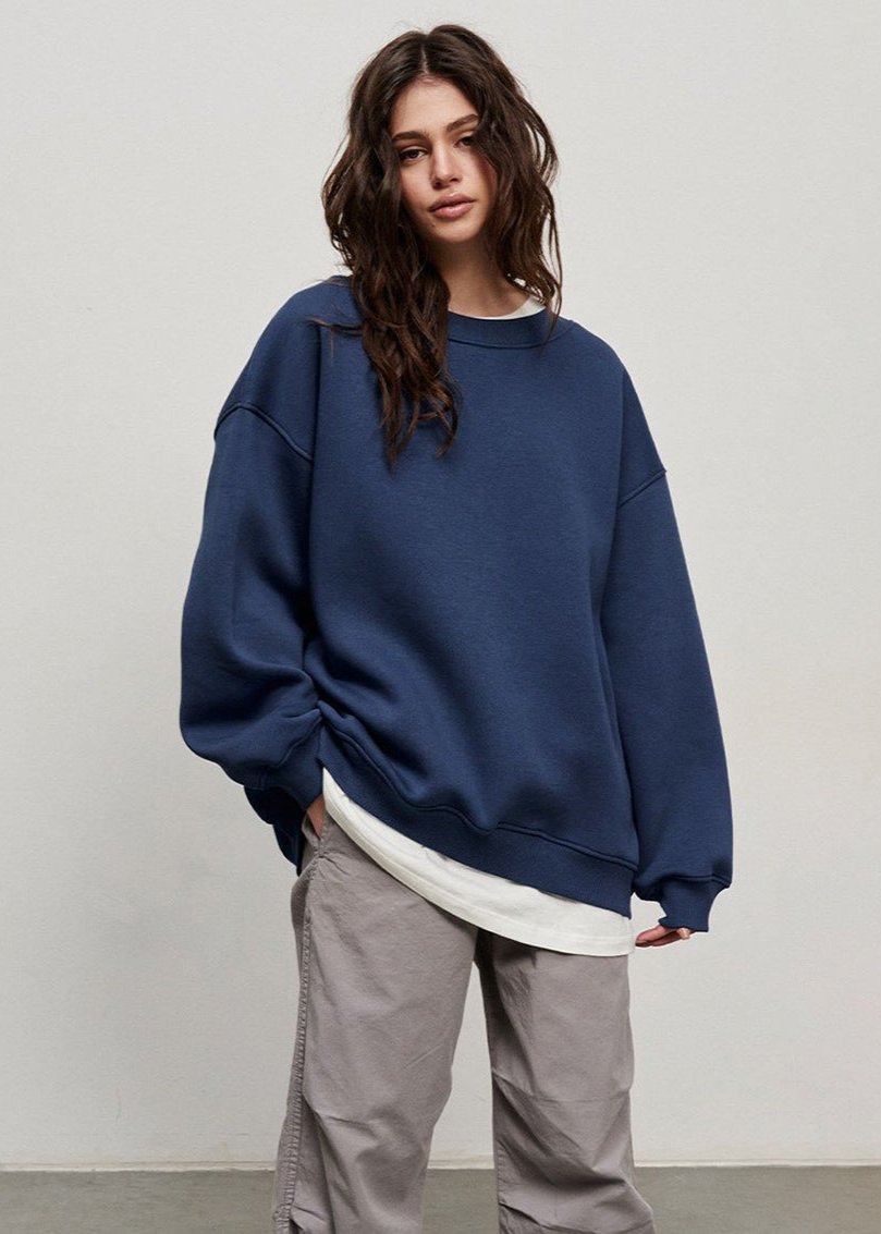 Oversized Navy Sweatshirt - Effortless Cool