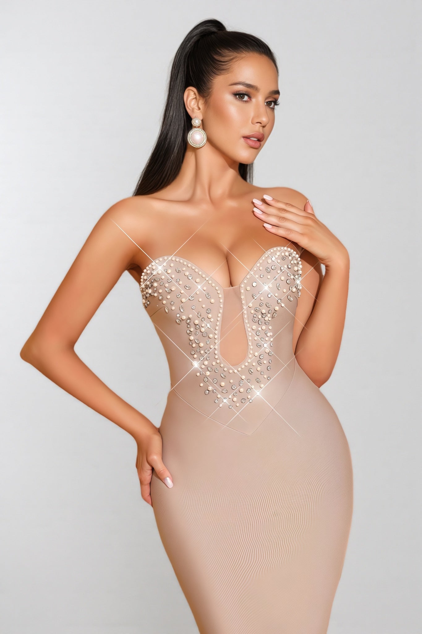 Iuana Sleeveless Beaded Bandage Maxi Dress