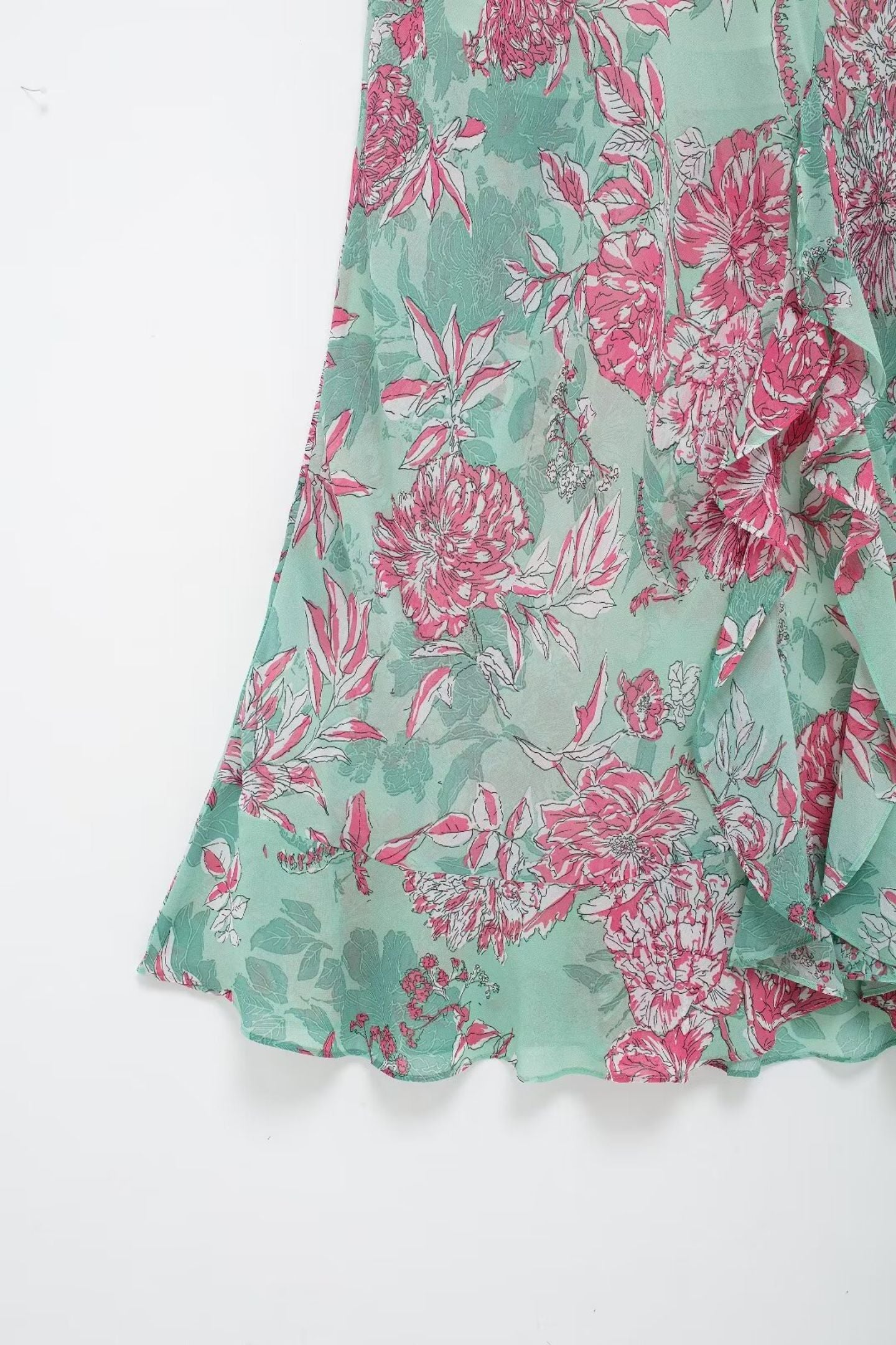 Sabina Floral Printed Spaghetti Strap Maxi Dress