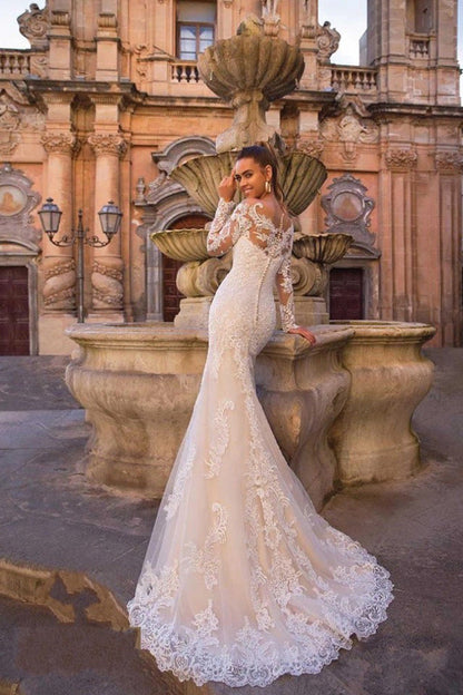 White Lace Backless Wedding Dress