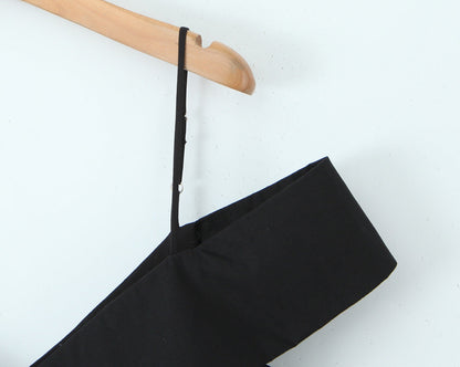 Black – Elegant Femme Fatale V-Neck Dress