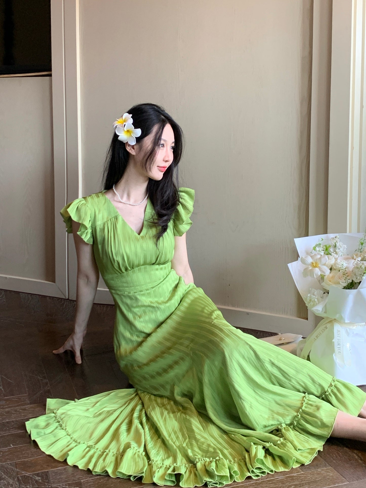 Alice_Dreamscape High-Waisted French Mermaid Gown with Retro Elegance