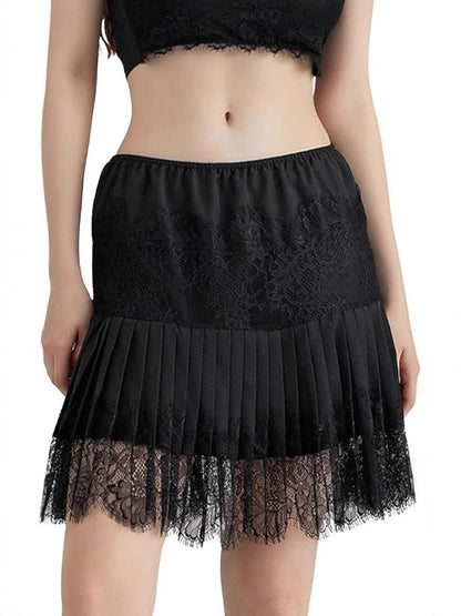 AmyVictoria | Lace Mini Skirt