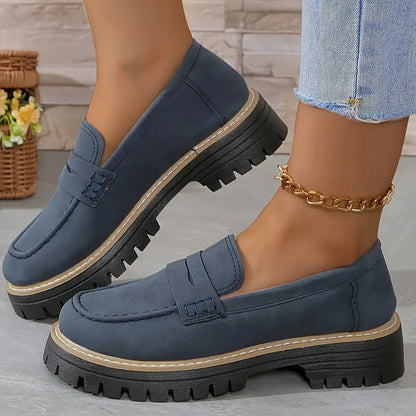 AmyVictoria | Chic Loafers