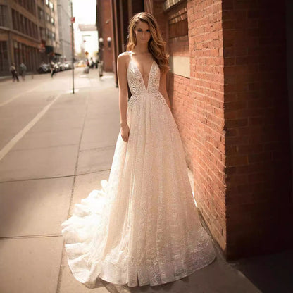 Deep V-Neck Strapless Mermaid Wedding Dress