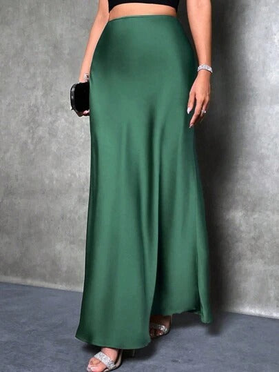 AmyVictoria | Satin High-Waist Skirt