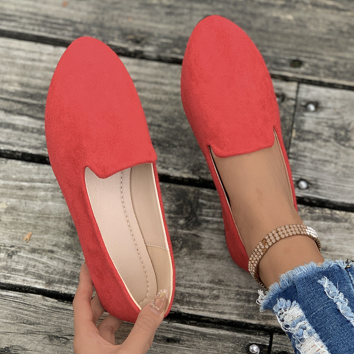AmyVictoria™ - Simple Solid Color Pointed Toe Flat Shoes