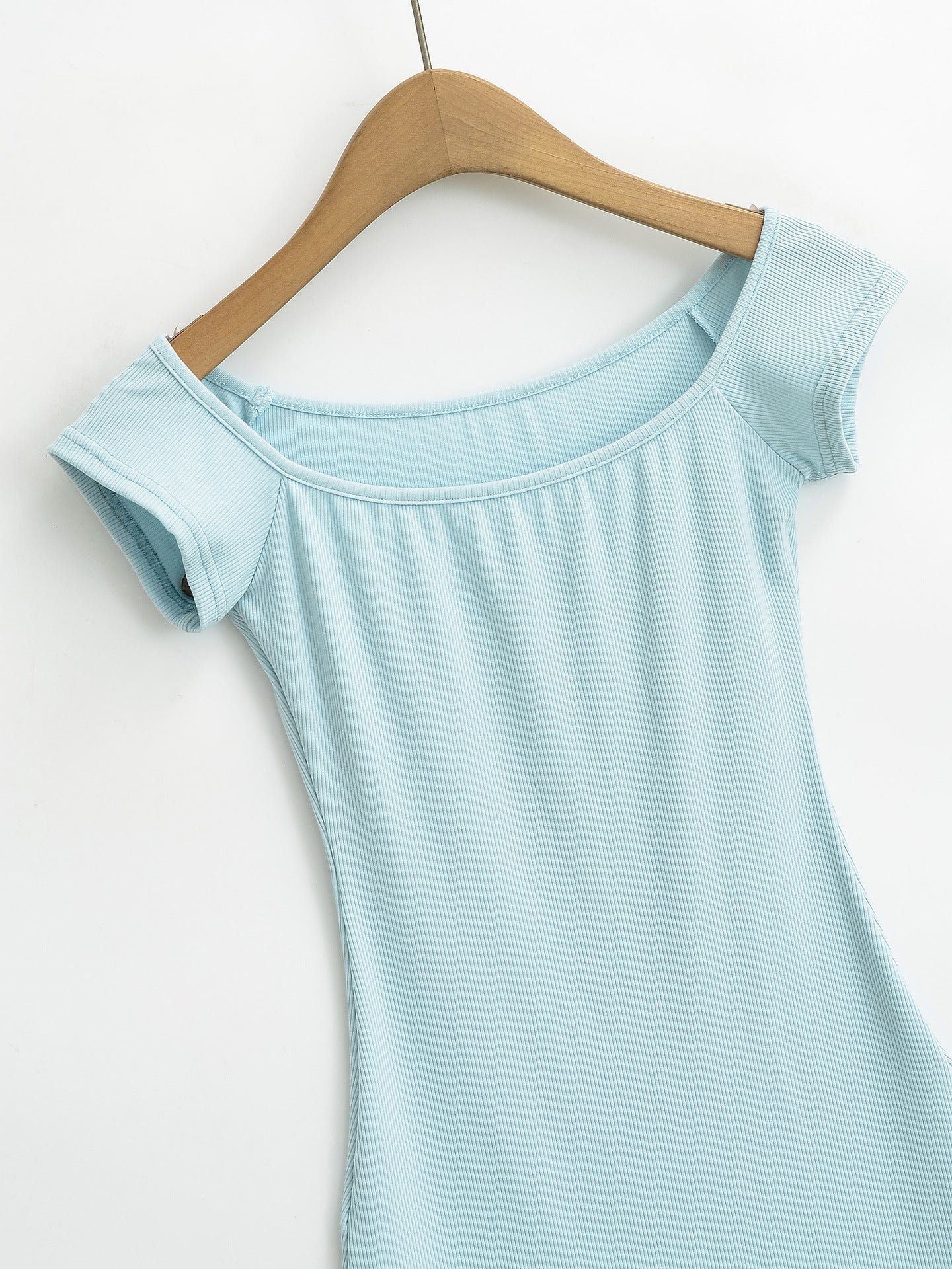 Blue – Slim Fit Off-Shoulder Bodycon Dress