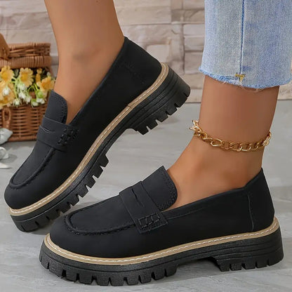 AmyVictoria | Chic Loafers