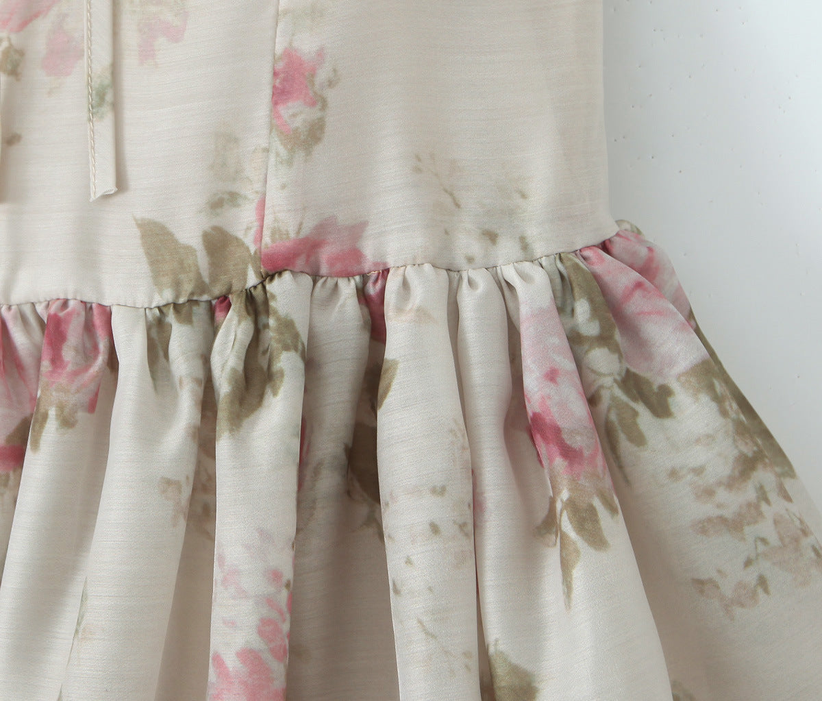 Floral – Elegant Floral Camisole Dress