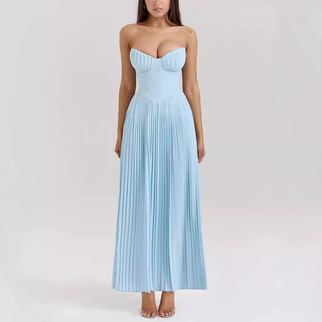 Blue – Strapless Slim-Fit Bodycon Dress