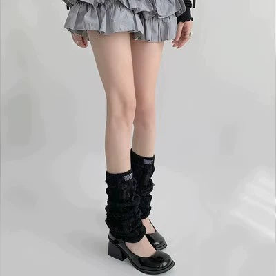 Sanvi Distressed Crew Socks