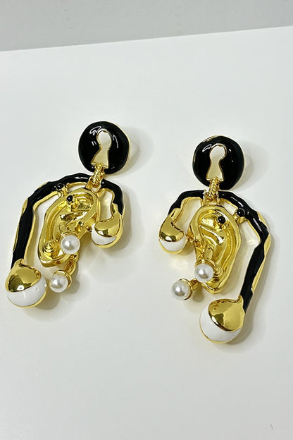 Baroque Ear Shape Earrings