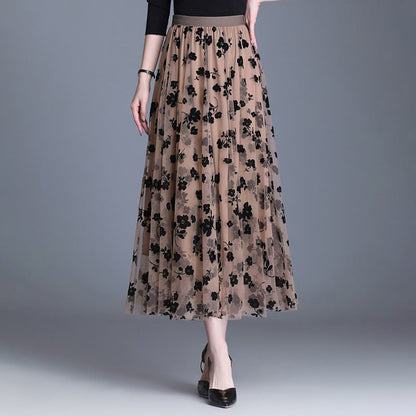 AmyVictoria | Chic Floral Midi Skirt