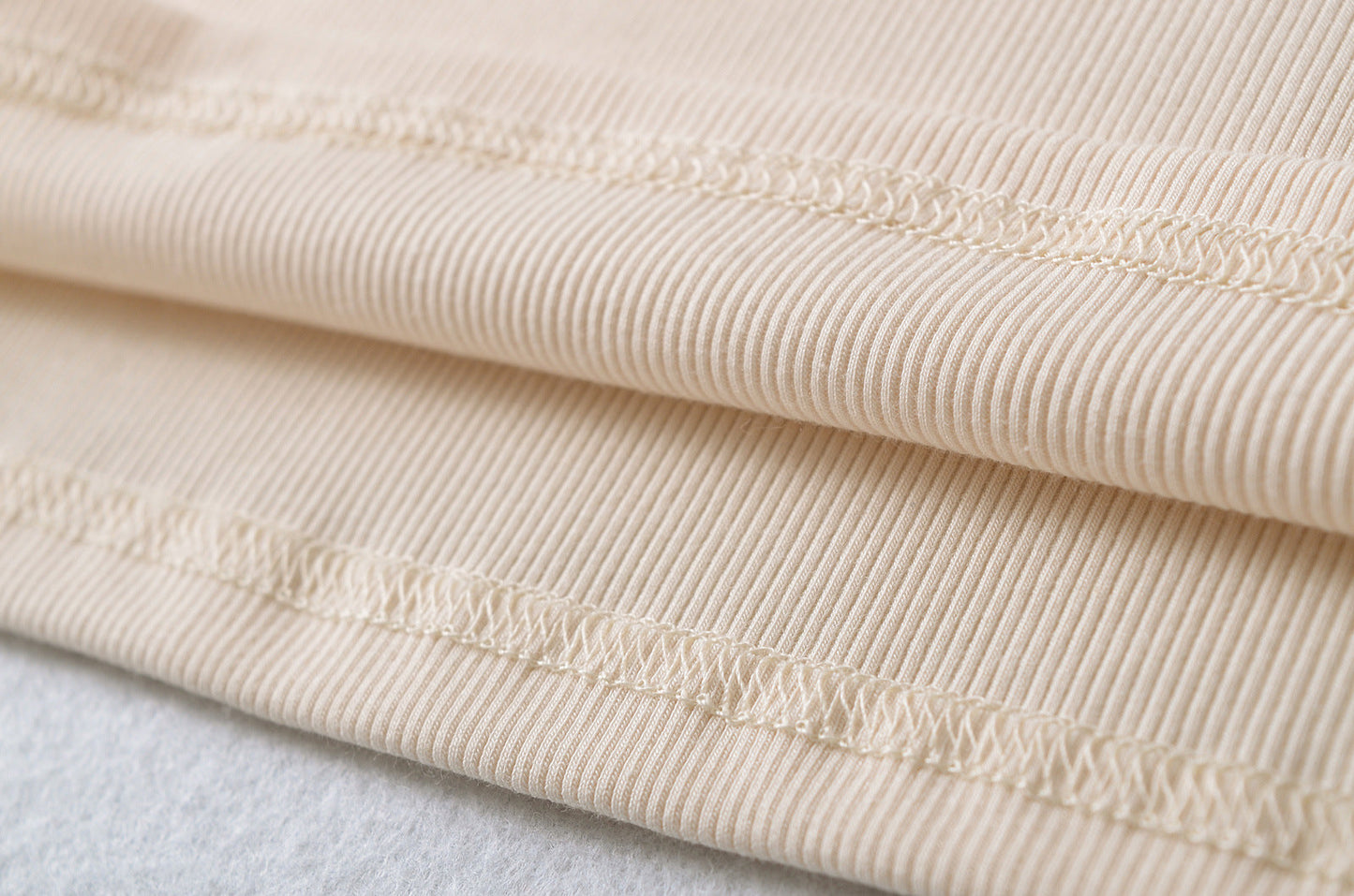 Apricot – Lace Strapless Bodycon Dress