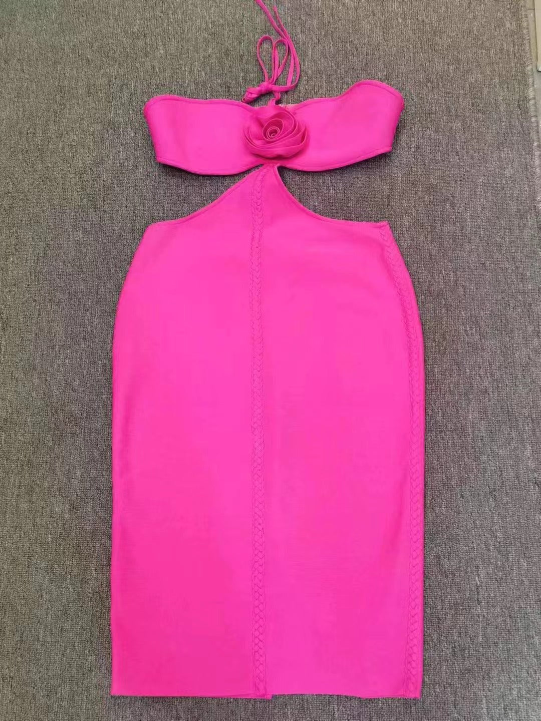 Halter Neck 3D Floral Applique Waist Cutout Bandage Bodycon Midi Dress
