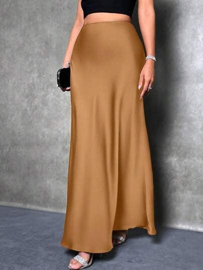 AmyVictoria | Satin High-Waist Skirt