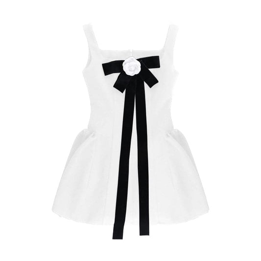 Bowknot flower applique square neck cami mini dress