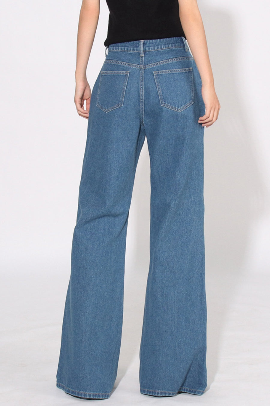 Odalys Heart Cutout Jeans