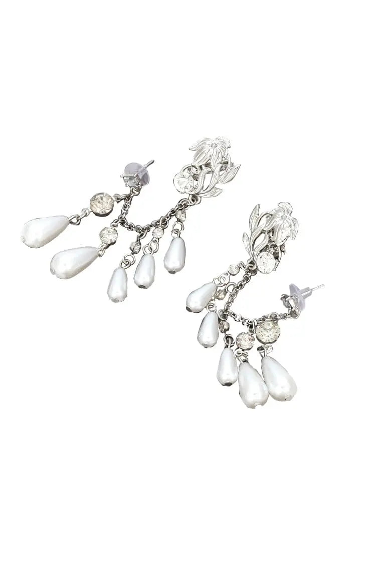 Peyton Vintage Pearl Ear Clip