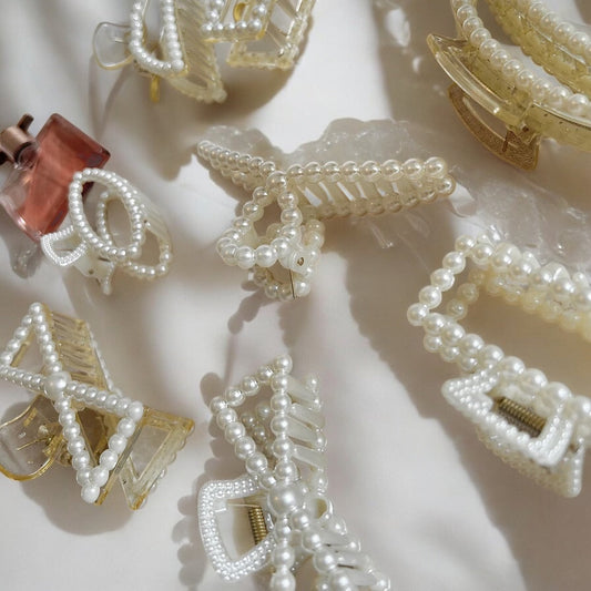Lovely Pearl Hair Clip