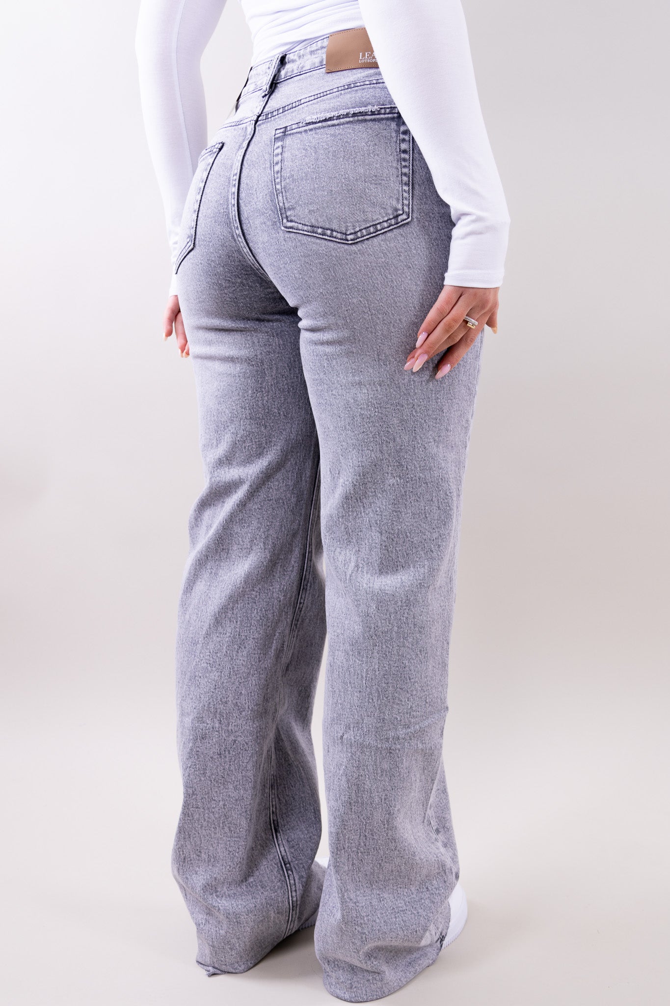 Leah Wide Leg Jeans - Stretch