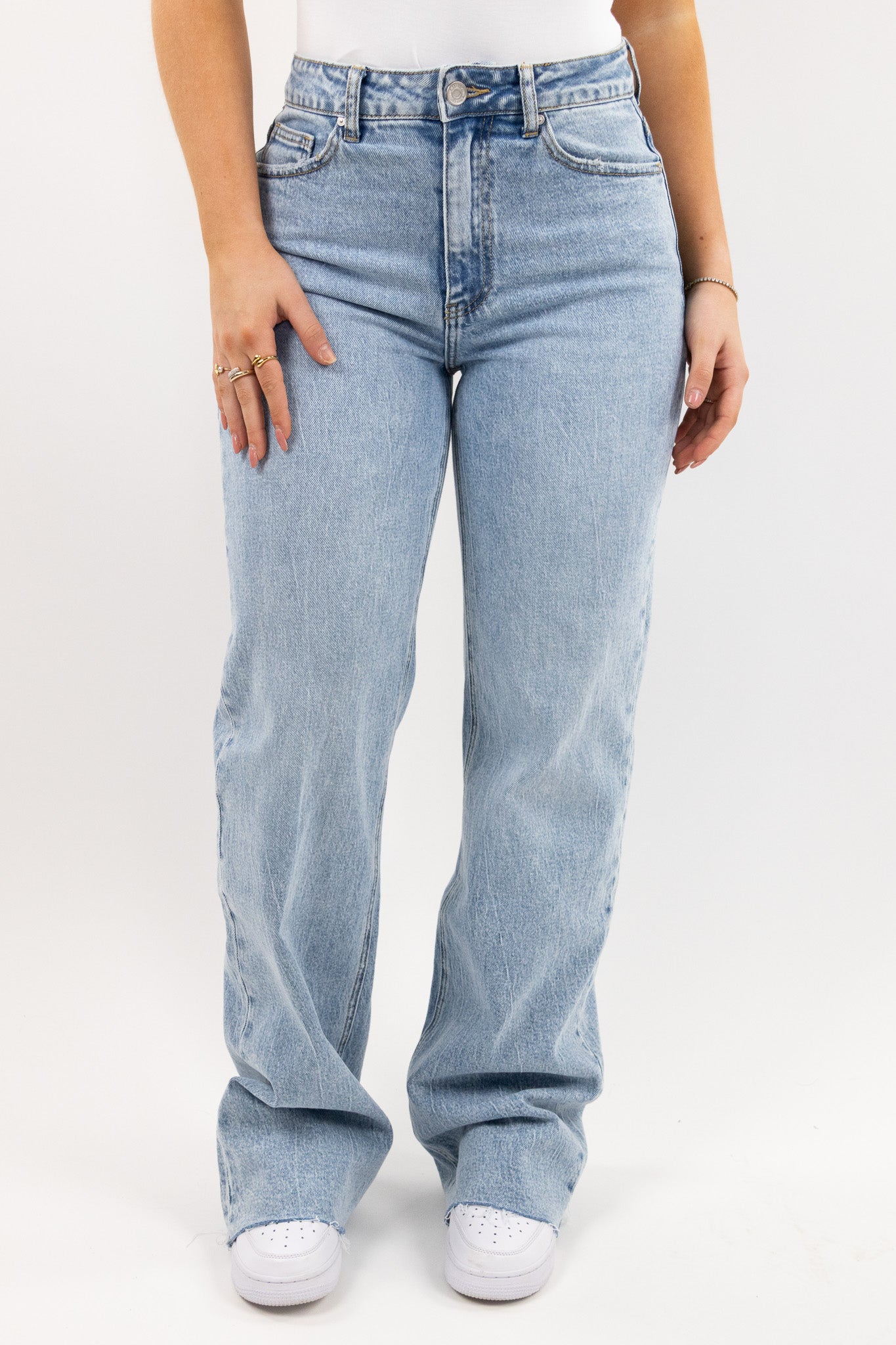 Leah Wide Leg Jeans - Stretch