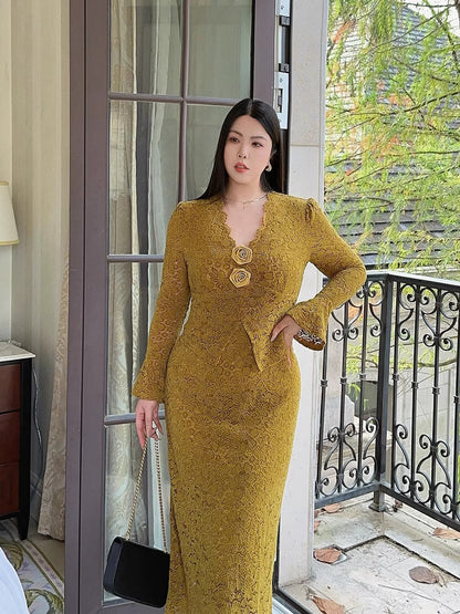 Romantic Vintage Plus-Size Lace Dress