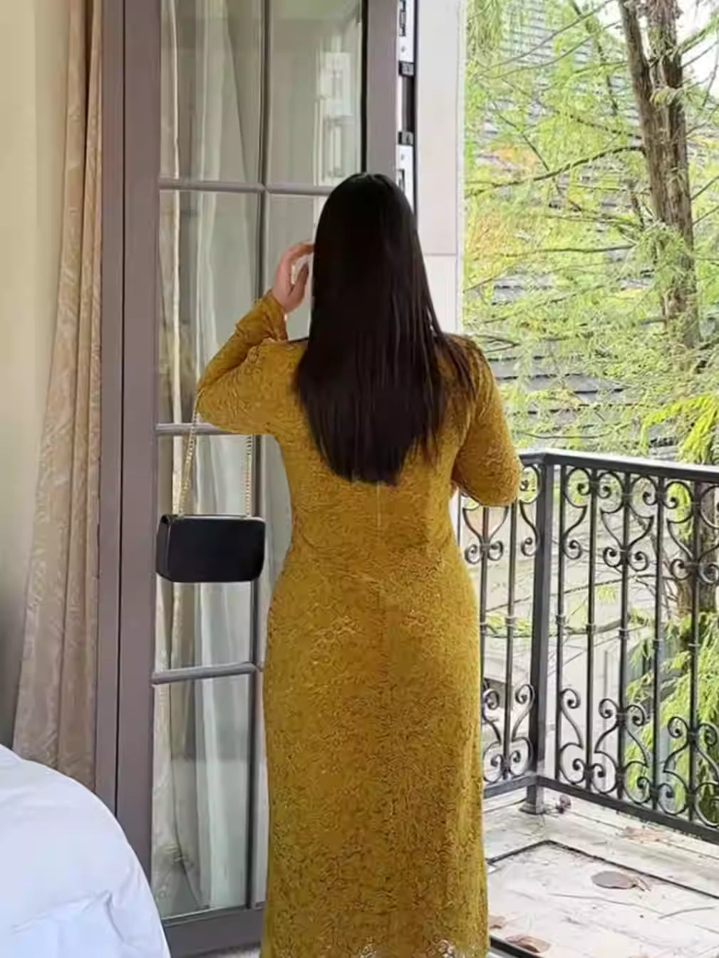 Romantic Vintage Plus-Size Lace Dress