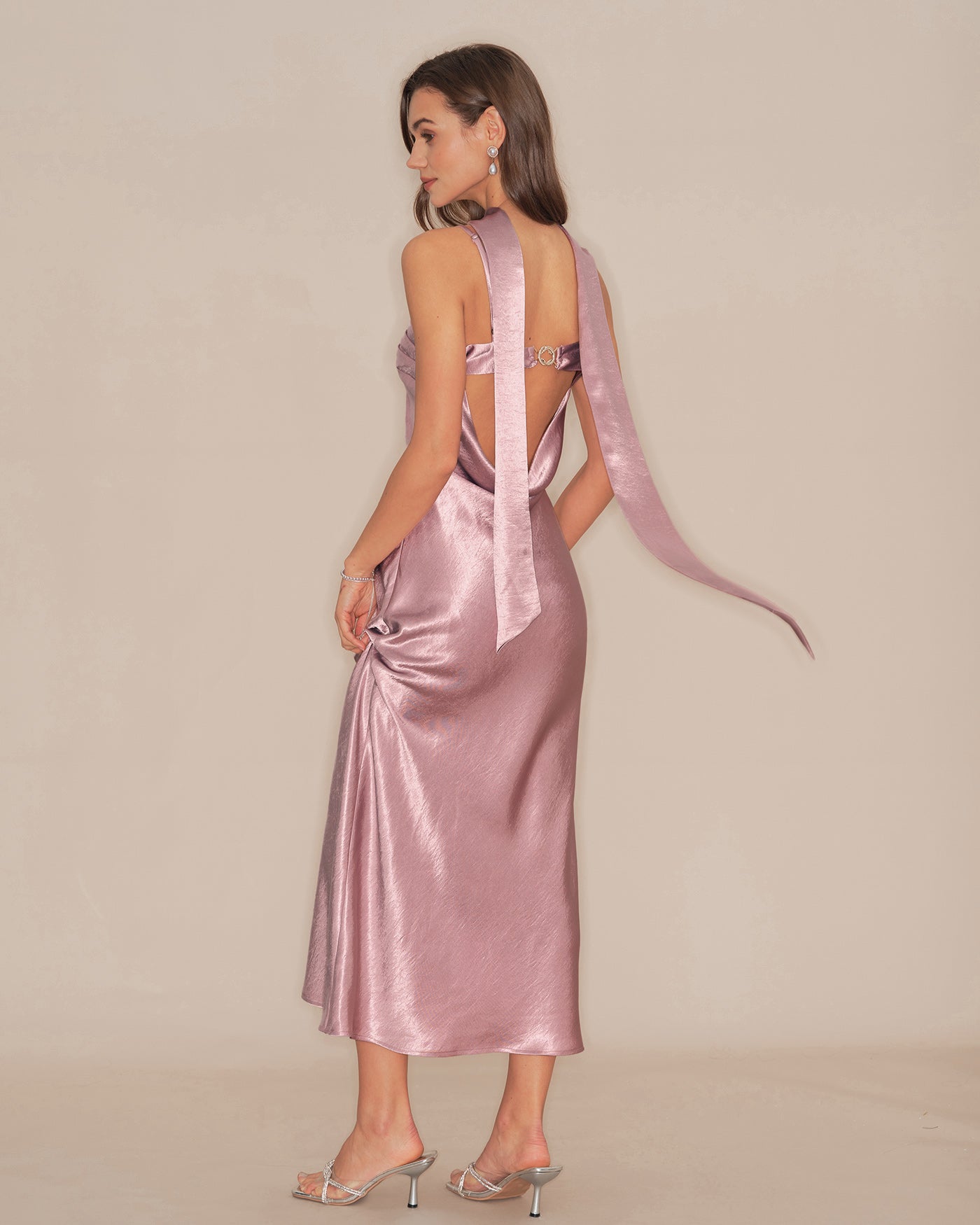 Women's Satin Sleeveless Long Dress – Open Back Elegant Evening Gown