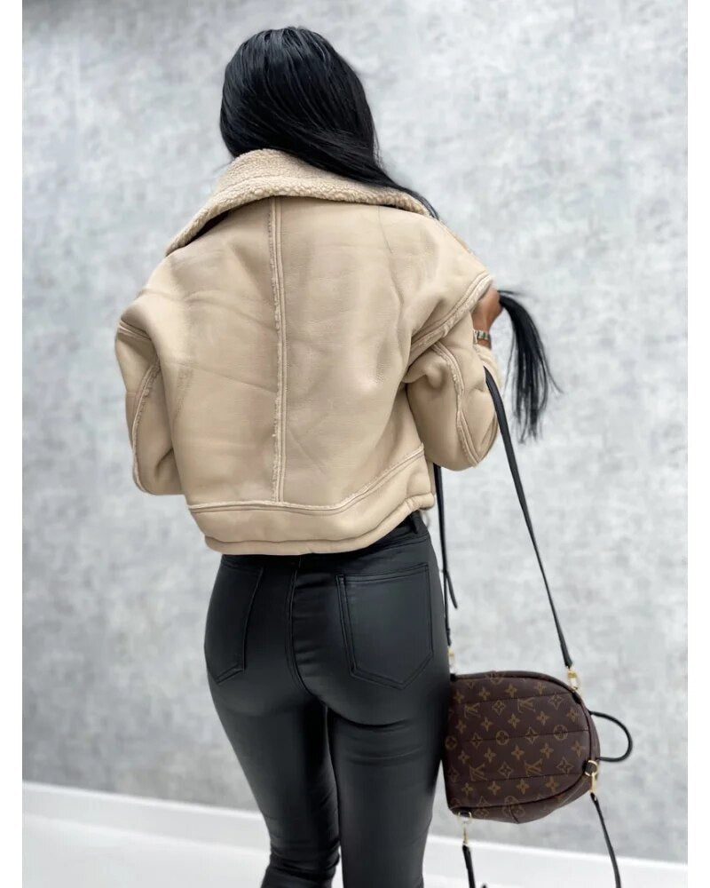 STYLISH LEATHER JACKET