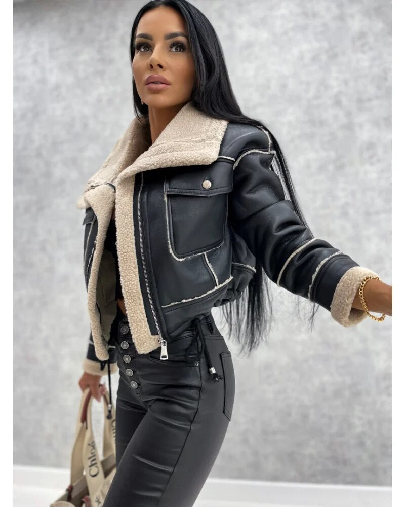STYLISH LEATHER JACKET
