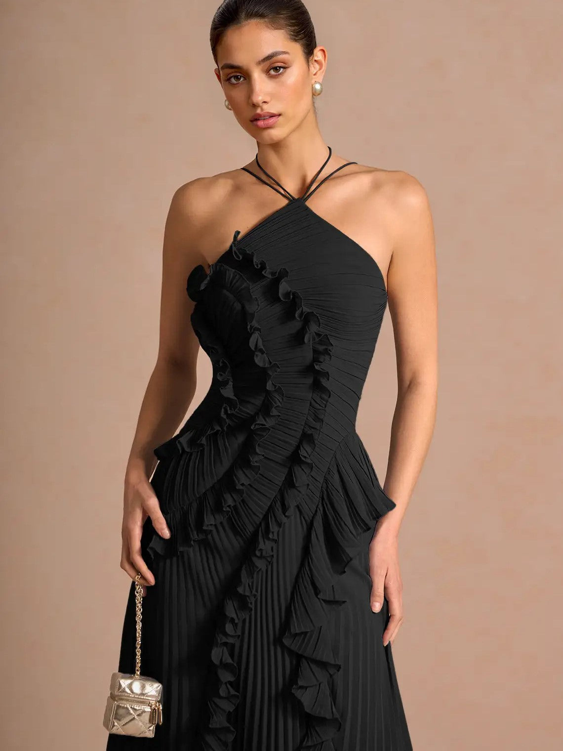 Halter Neck Ruffled Chiffon Maxi Gown With Irregular Hem For Special Events 2026