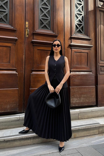 Salome Vest Pleated Skirt Set