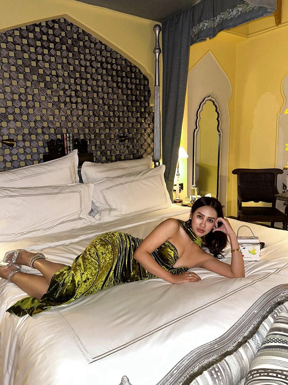 Green Halterneck Deep Neck Velvet Dress