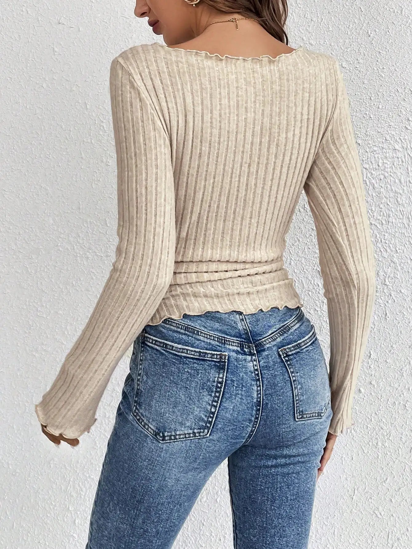 Fashion Round Neck Wooden Ear Edge Long Sleeve Knit Top