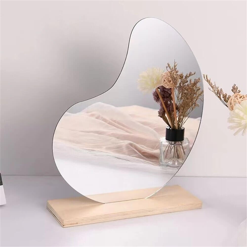Aura Minimalist Mirror