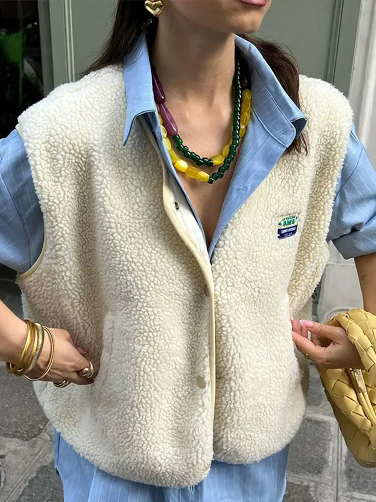 Stylish Women's Wool Blend Bodywarmer Gilet with Button Closure – Elegant V-Neck Layering Piece for All-Day Comfort